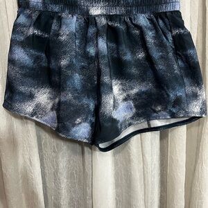 Nike Women's Black and Gray Athletic Shorts